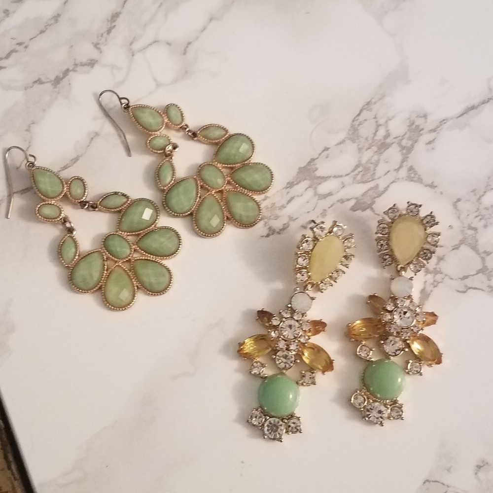 ** 2 ** green dangle statement earrings